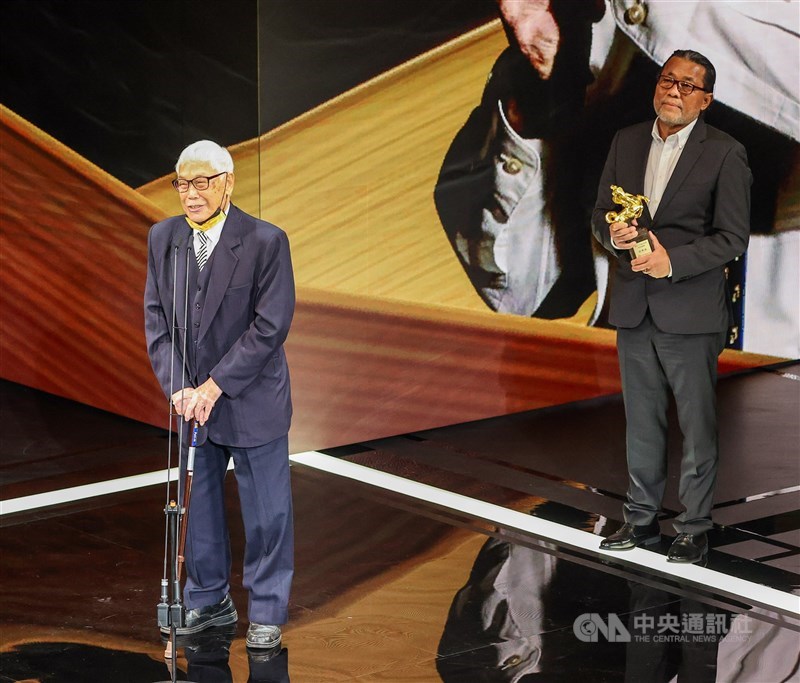 Cinematographer Lin Tsan-ting (left). CNA file photo