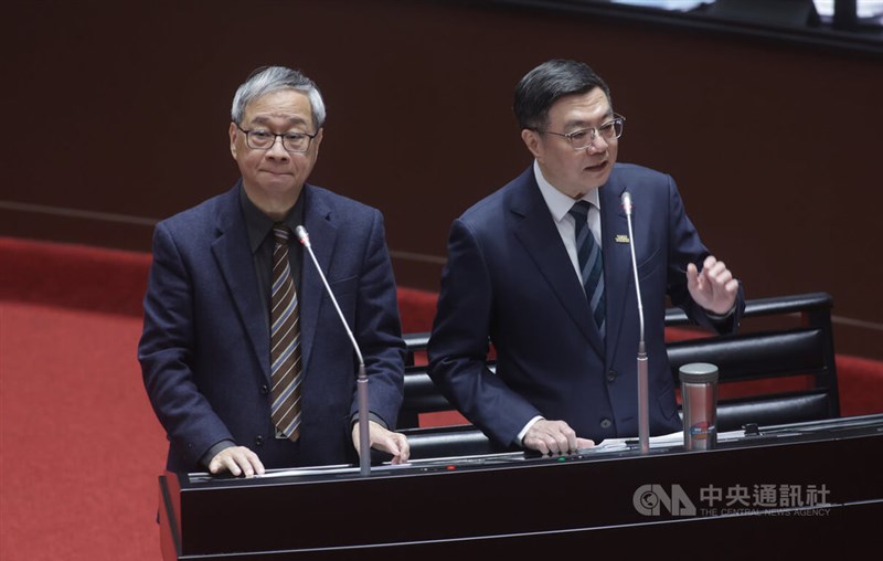 Minister of Culture Li Yuan (李遠, left) stands by the side of Premier Cho Jung-tai (卓榮泰) during a legislative session Tuesday. CNA photo March 18, 2025