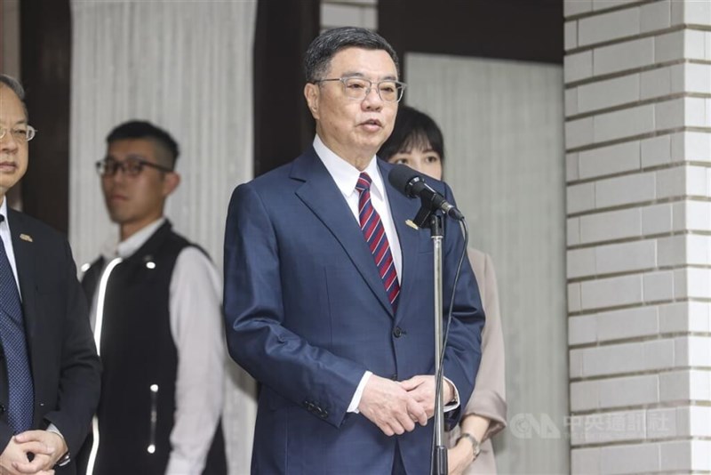 Premier Cho Jung-tai (卓榮泰) talks to the media on Tuesday. CNA photo March 25, 2025