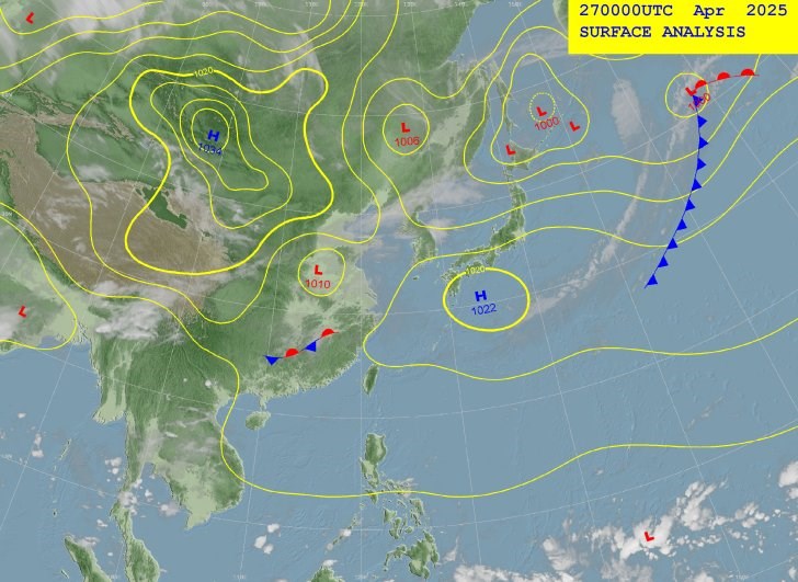 Graphic: Central Weather Administration (UTC is eight hours behind Taipei)