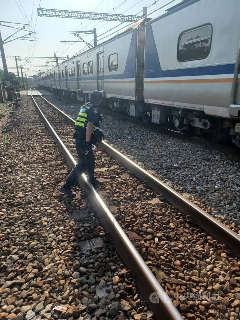 Police inspect the scene of a fatal train incident in Taoyuan's Neili District on Tuesday. Photo courtesy of local police, April 29, 2025
