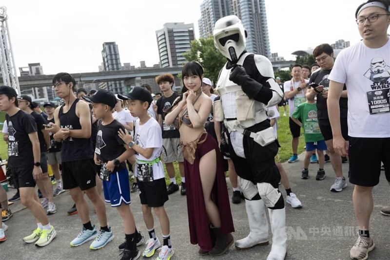2025 Star Wars Run attendees prepare to start the race. CNA photo May 4, 2025