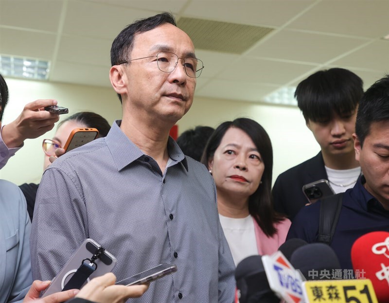 Opposition Kuomintang (KMT) Chairman Eric Chu takes questions from reporters on Thursday. CNA photo May 8, 2025