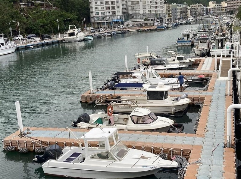 Boats are docked in a harbor in Kaohsiung in this CNA file photo
