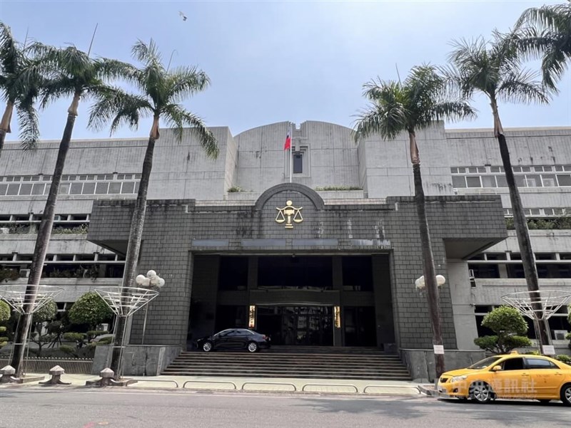 A KMT aide in Pingtung is detained over DPP recall petition using names of the deceased. CNA file photo