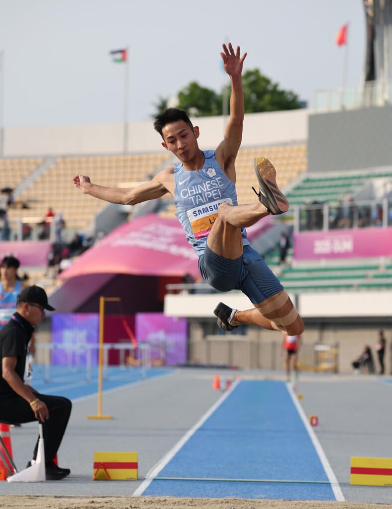 Lin Yu-tang takes silver at the 2025 Asian Athletics Championships long jump event in Gumi, South Korea, on Friday. Photo courtesy of Chinese Taipei Athletics Association