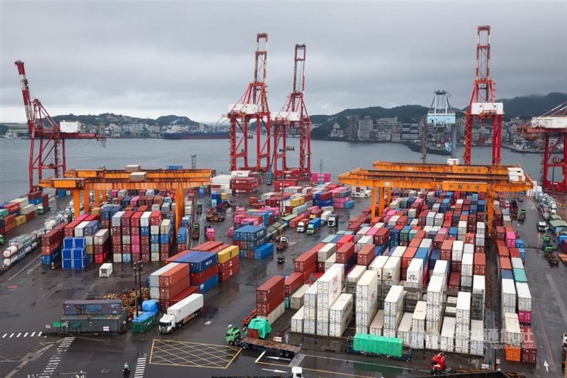 A container terminal at Keelung Port in northern Taiwan. CNA file photo