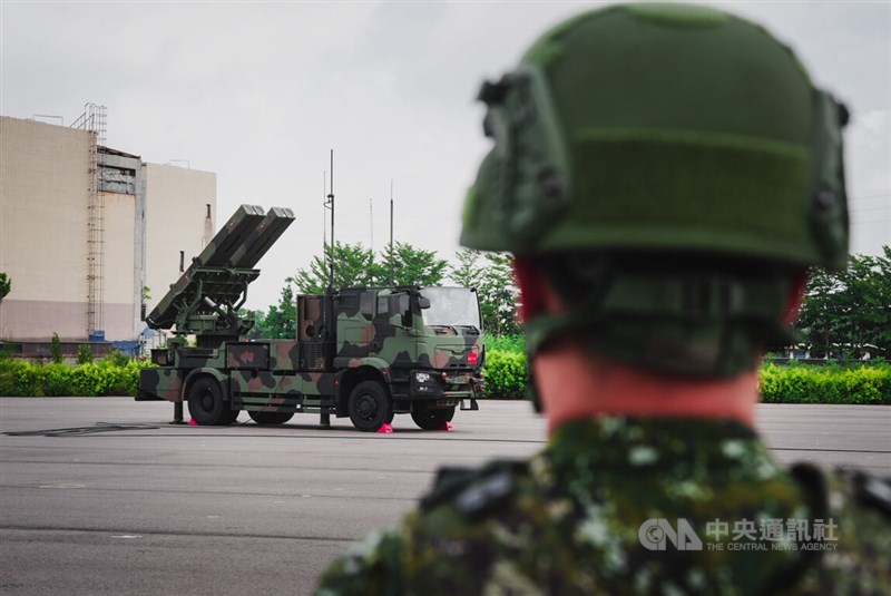 The Army's 21st Artillery Command deploys the ground-launched variant of Taiwan's domestically built land-based version of the Sky Sword II missile at the Han Kuang military exercises on Sunday. CNA photo July 13, 2025