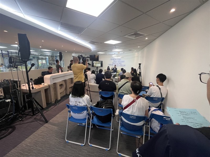 Local and international media attend a news conference in Taipei where veteran Hong Kong journalists announced plans to launch PULSE HK. Photo courtesy of PULSE HK Aug. 2, 2025