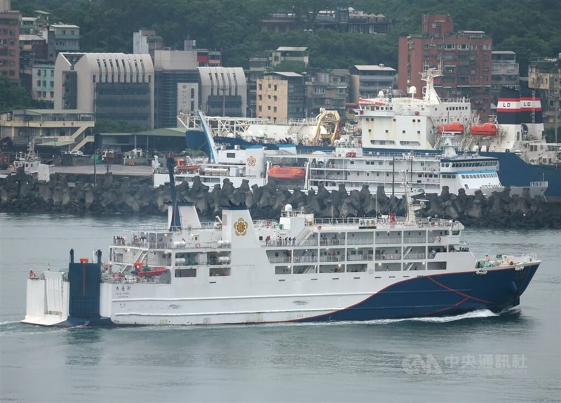 A ferry between Keelung and Matsu. CNA file photo