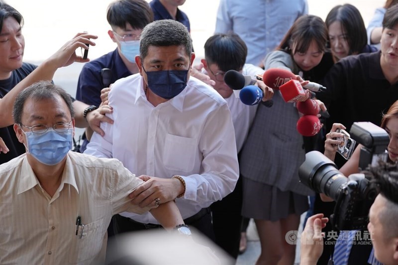 Taiwanese television personality Nono (front second left). CNA file photo