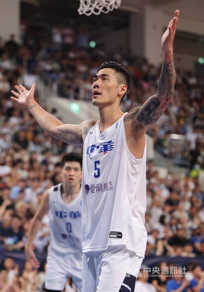 Team Taiwan's captain Liu Cheng (front). CNA file photo