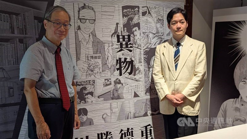 Culture Minister Li Yuan (left) poses with Japanese manga artist Tokushige Kawakatsu (right) at the Taiwan leg of "A Century of Manga Culture: An Encounter of Taiwan and Japan's Youth" exhibition on Saturday. CNA photo Aug. 16, 2025