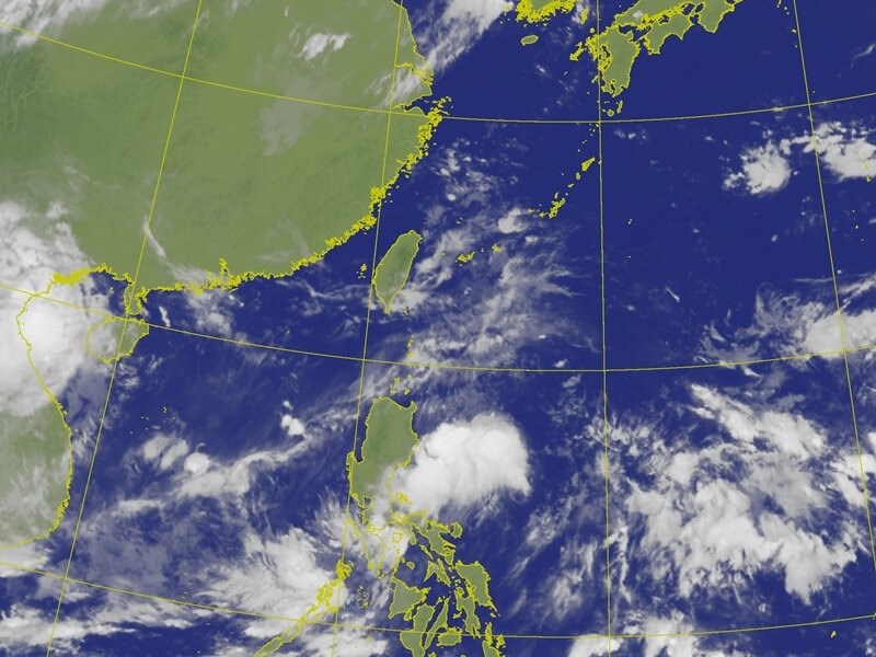 Satellite cloud image near Taiwan at 7:50 a.m. Tuesday. Image from the CWA website