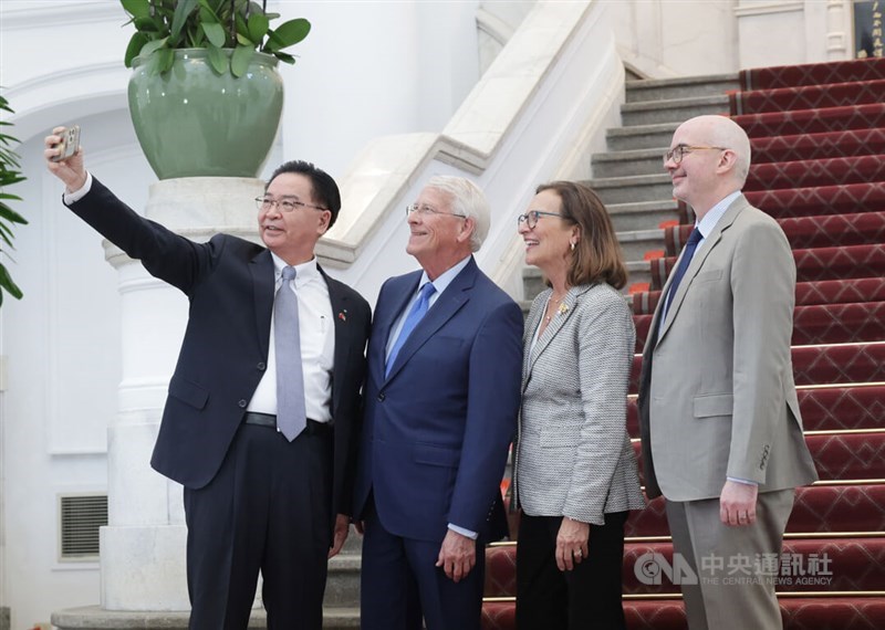 United States Senator Roger Wicker (second left) and Deb Fischer (second right) pose for a photo with National Security Council Secretary-General Joseph Wu (left) and AIT Director Raymond Greene. CNA photo Aug. 29, 2025