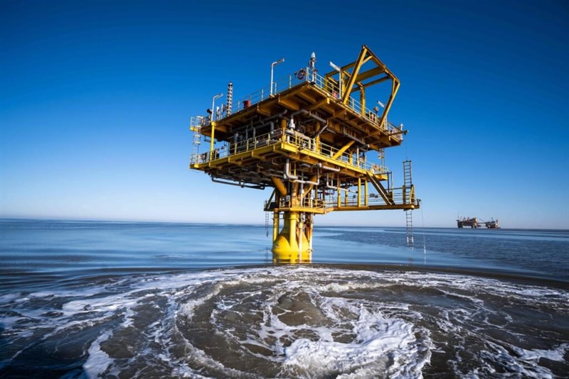 An offshore platform operated China's CNOOC Limited. Source: cnoocltd.com
