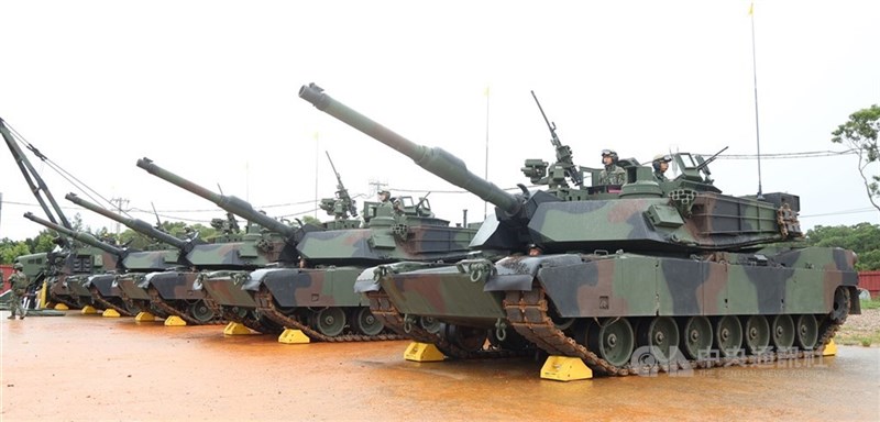 Taiwan's newly acquired U.S.-made M1A2T Abrams tanks. CNA file photo