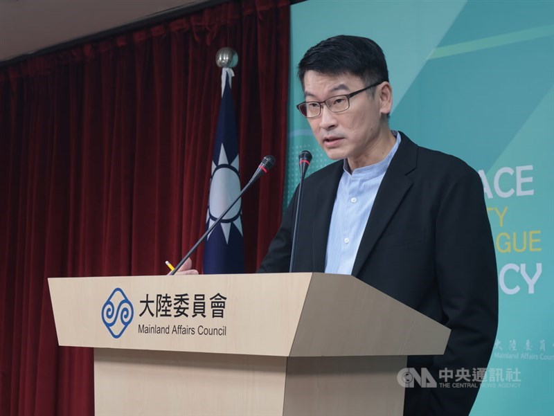 MAC spokesperson Liang Wen-chieh faces a barrage of questions about a PLA aircraft that approached a medical flight near Kinmen’s airspace in June at a regular news briefing on Thursday. CNA photo Sept. 11, 2025