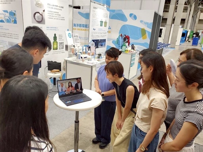 Ocean Affairs Council head Kuan Bi-ling (center on screen) greets representatives from nine Taiwanese marine waste companies on Wednesday. CNA photo Sept. 17, 2025