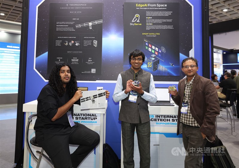 Indian start-ups in the space industry are showcasing their innovations at an aerospace and defense technology exhibition that opened in Taipei. CNA photo Sept. 18, 2025