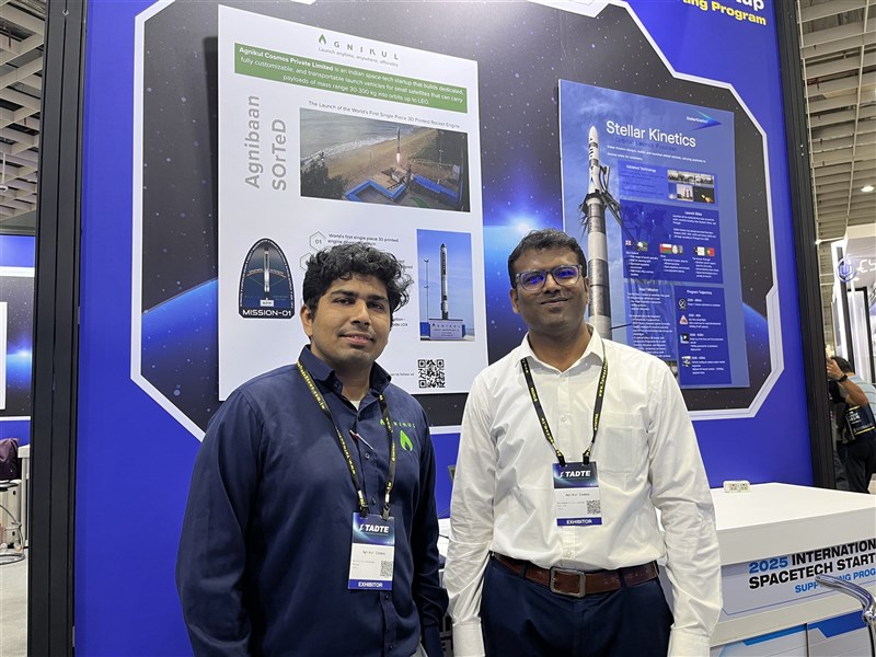 SLP Pillai (right), Agnikul Cosmos’s executive lead in operations, and his colleague present the launch-services company’s technology highlights at TADTE 2025 in Taipei on Thursday. CNA photo Sept. 20, 2025