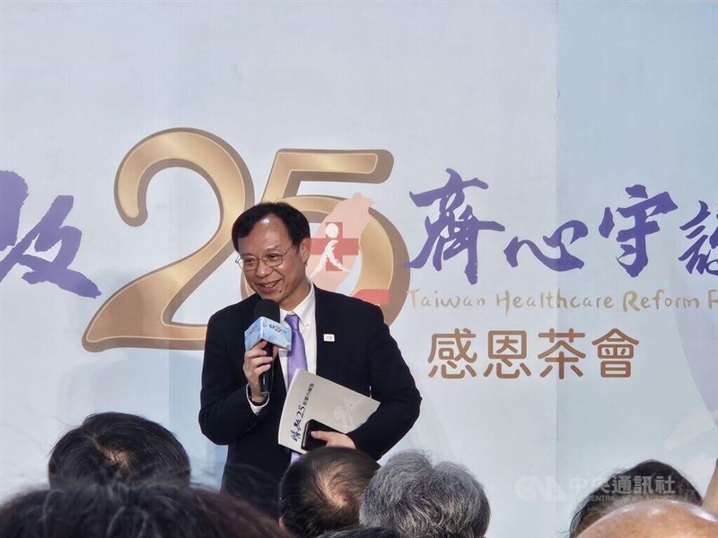 Health Minister Shih Chung-liang. CNA photo Sept. 21, 2025