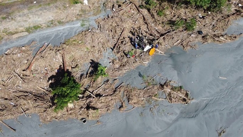 The location where the body of 64-year-old farm worker surnamed Tsai (蔡) was found. Photo courtesy of a member of the public Sept. 29, 2025