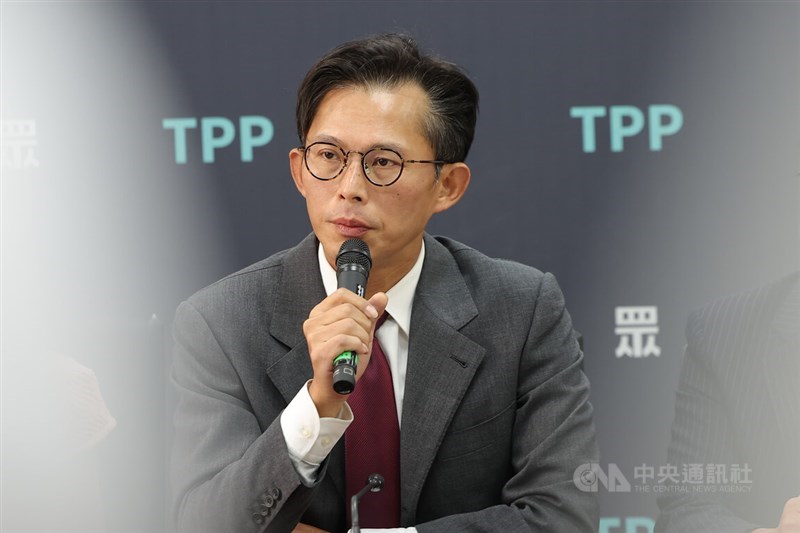 Taiwan People's Party Chairman Huang Kuo-chang speaks at a press event in Taipei on Tuesday. CNA photo Sept. 30, 2025