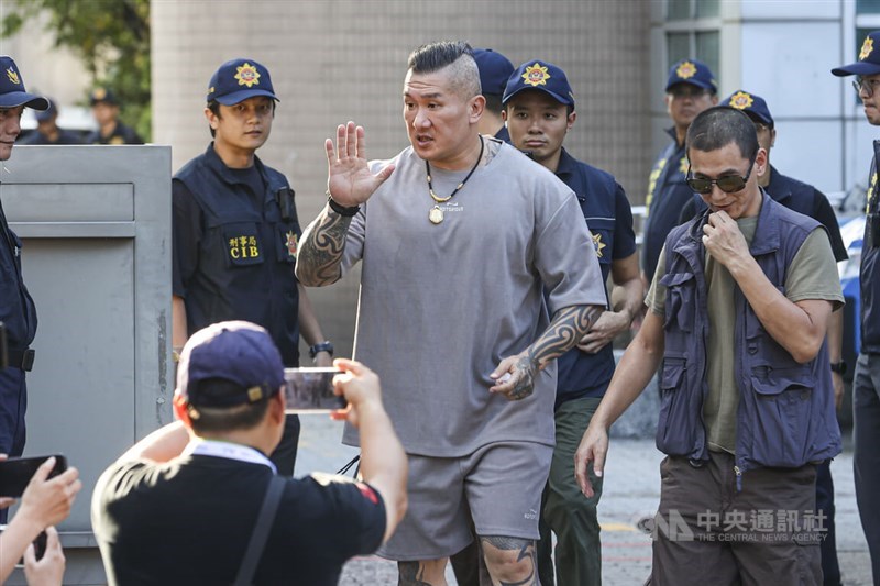 YouTuber Holger Chen (center). CNA photo Oct. 15, 2025