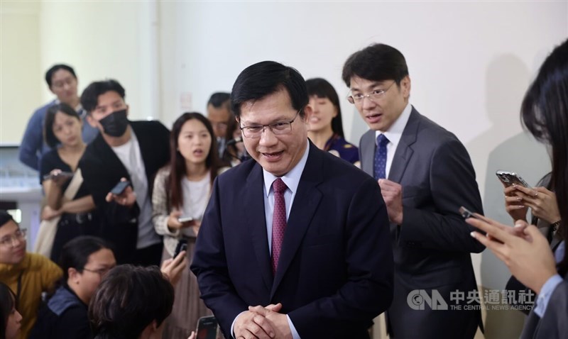 Foreign Minister Lin Chia-lung (front center). CNA photo Oct. 30, 2025