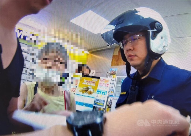 A woman, surnamed Tseng, with her face blurred, is arrested by police for causing a disturbance in a convenience store in early October. Photo courtesy of the police