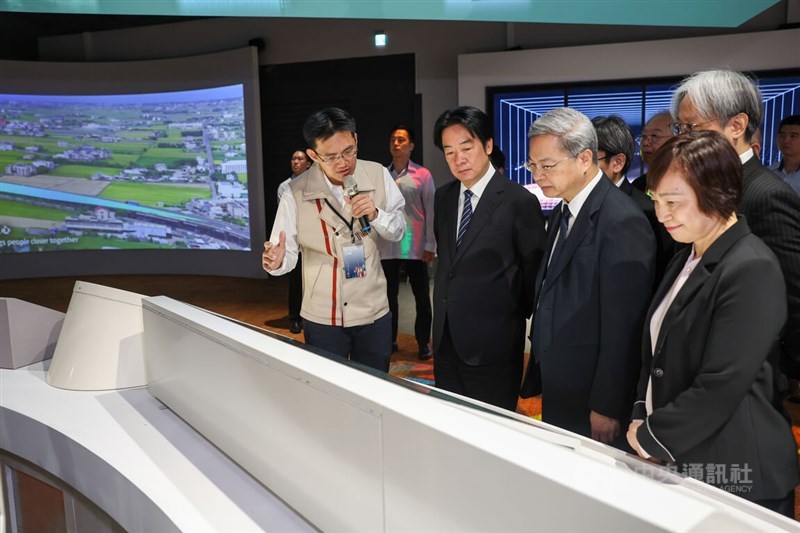 President Lai Ching-te (second left) visits Taiwan's National Archives, which opened in New Taipei's Linkou District on Monday. CNA photo Nov. 17, 2025