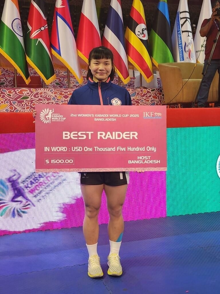 Taiwanese player Lin Yi-min is named Best Raider by the organizers. Photo courtesy of Tsai Wei-yang