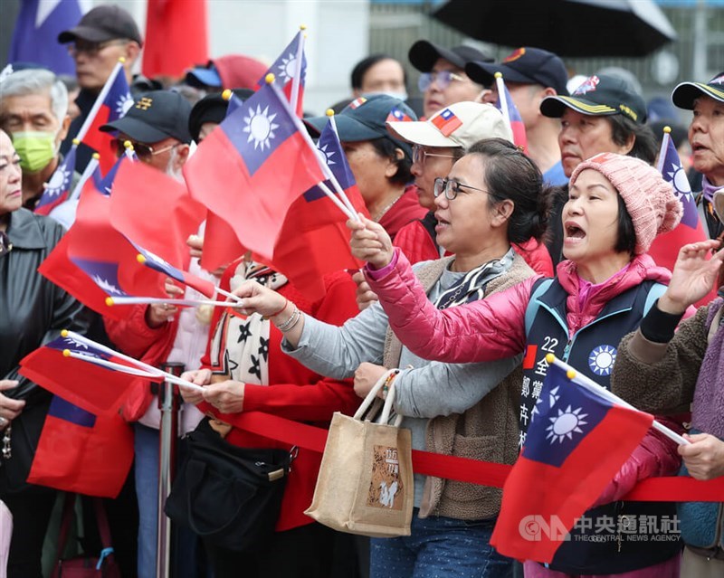 KMT supporters attend a New Year's Day flag-raising ceremony at the party's central headquarters in Taipei. CNA photo Jan. 1, 2026