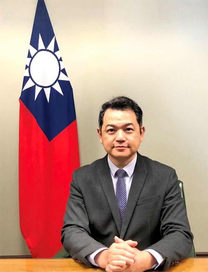 Appointed new ambassador to Belize Amino Chi. Photo taken from the Taipei Economic and Cultural Office in Los Angeles