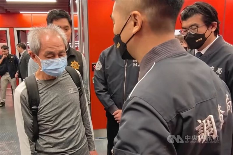 Taiwanese drug manufacturer surnamed Chang, escorted by Taiwanese law enforcement personnel, is deported from the Philippines to Taiwan. CNA photo March 11, 2026
