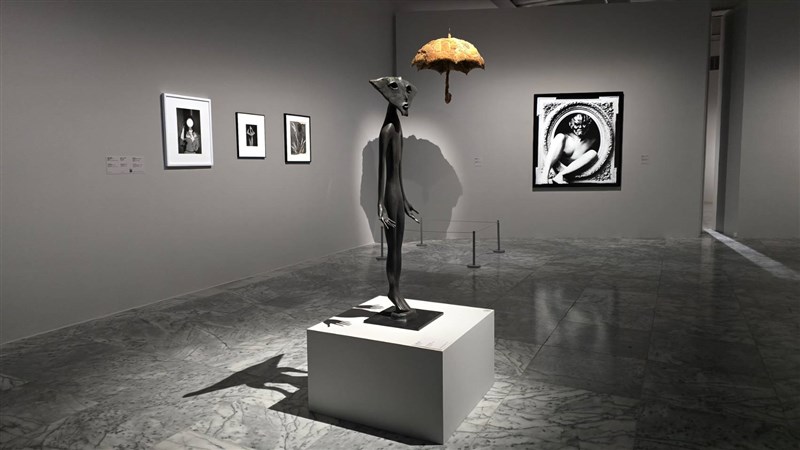 A sculpture is displayed at an exhibition in Taipei on Friday. CNA photo April 24, 2026