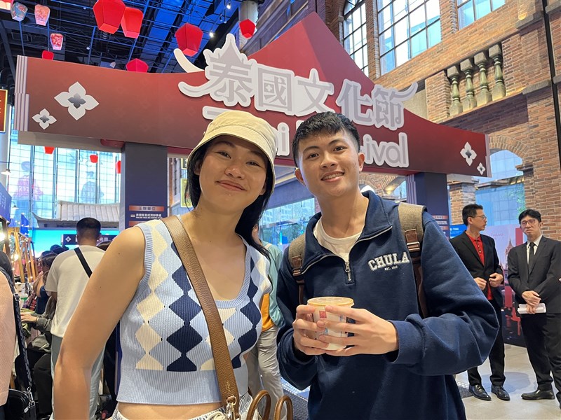 Thai student Duangkamol (left) and Taiwanese student Toru Chen enjoy the atmosphere at Thai Festival 2026 in Taipei on Saturday. CNA photo April 25, 2026