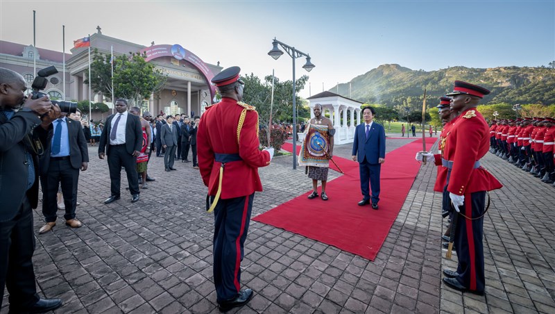 King Mswati III greets Lai at the Mandvulo Grand Hall at Lozitha Royal Palace with a military salute ceremony. Photo courtesy of the Presidential Office May 3, 2026
