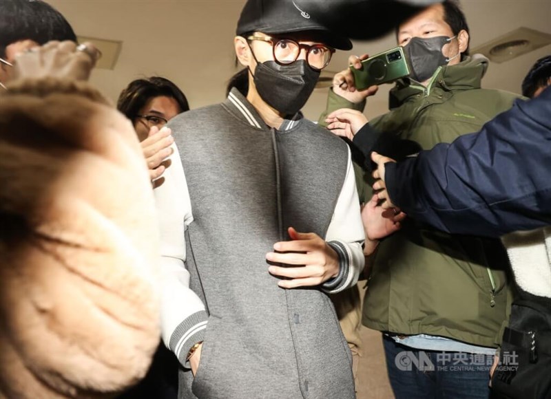Taiwanese actor Lee Wei (center). CNA file photo
