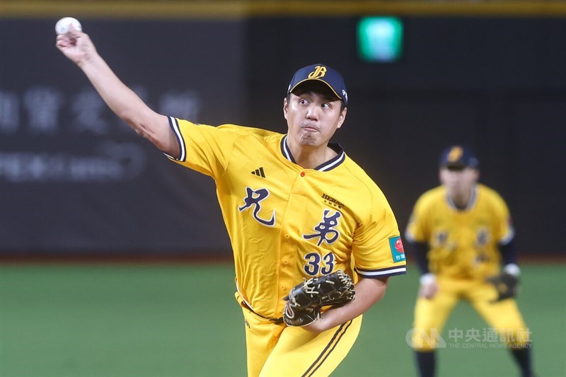 CTBC Brothers starter Cheng Hao-chun. CNA file photo