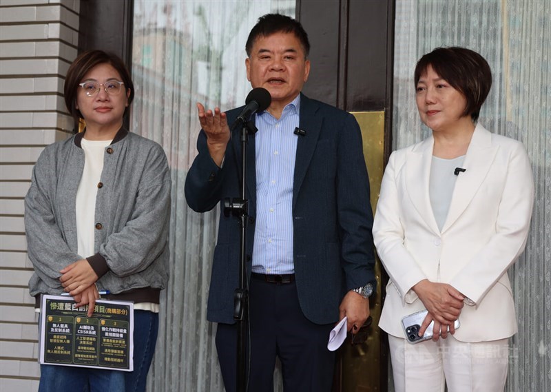 DPP caucus director-general Chuang Jui-hsiung (center) speaks to the media about Taiwan's defense budget in Taipei on Friday. CNA photo May 15, 2026