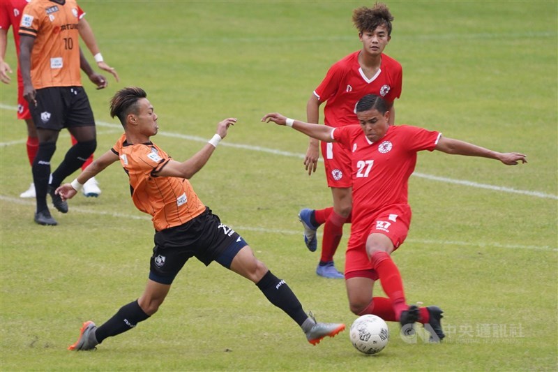 A match in the Hua Nan Bank Taiwan Football Premier League on April 19, 2020. CNA file photo