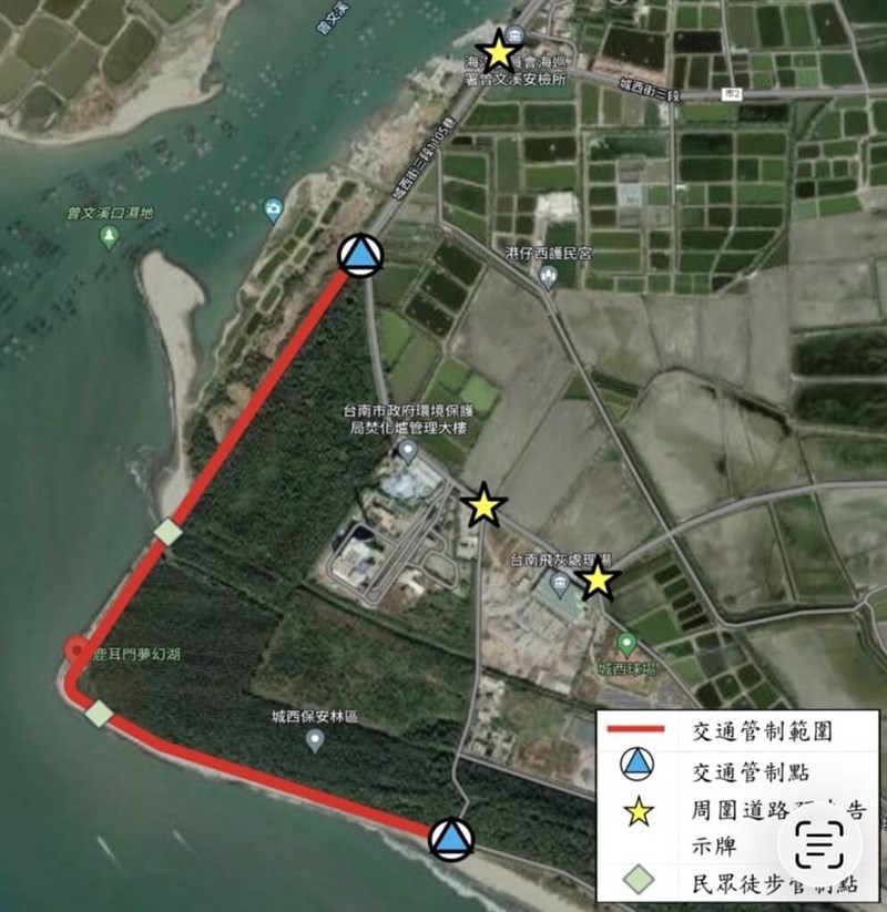 A graphic illustrating traffic control areas to be implemented at Tainan's Taijiang National Park between July and September to protect mangrove land crabs. Graphic courtesy of Taijiang National Park