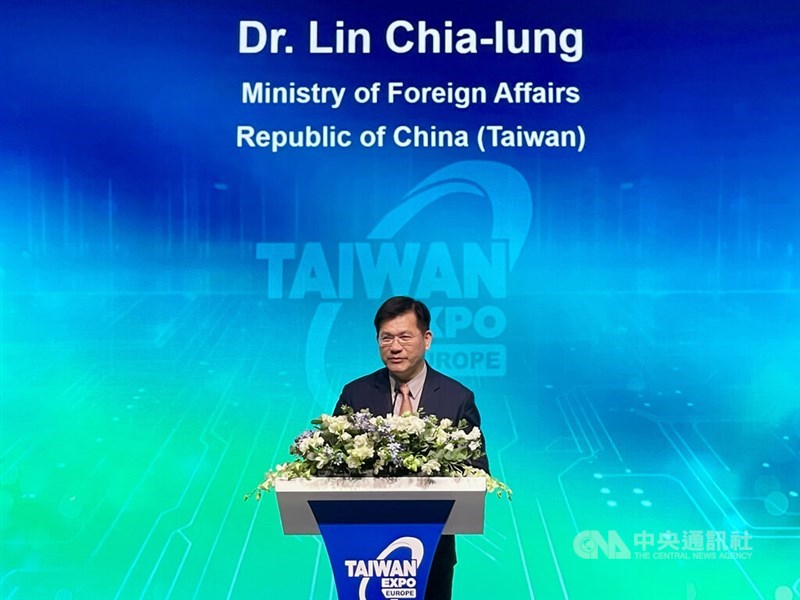 Foreign Minister Lin Chia-lung speaks at the 2026 Taiwan Expo Europe in Poland. CNA photo June 22, 2026