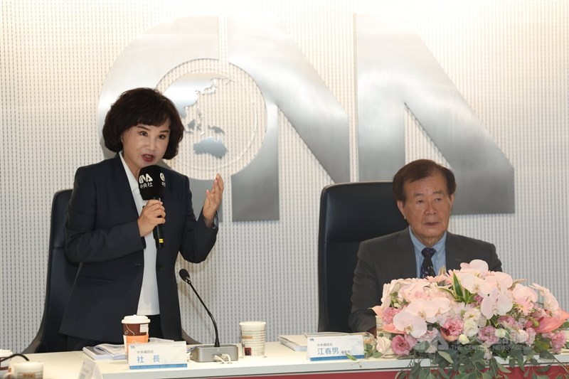 CNA President Anne Hu (left) presents an agency briefing at the first meeting of CNA's newly appointed board in Taipei on Wednesday, as Chairman Chiang Chun-nan (right) presides. CNA photo July 1, 2026
