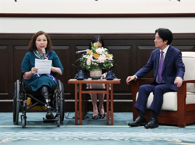 U.S. Senator Tammy Duckworth (left) speaks during a meeting with President Lai Ching-te (right) at the Presidential Office in Taipei on Tuesday. CNA photo July 7, 2026