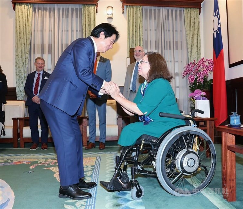 U.S. Senator Tammy Duckworth (right) shakes hands with President Lai Ching-te (left) during a meeting at the Presidential Office in Taipei on Tuesday. CNA photo July 7, 2026