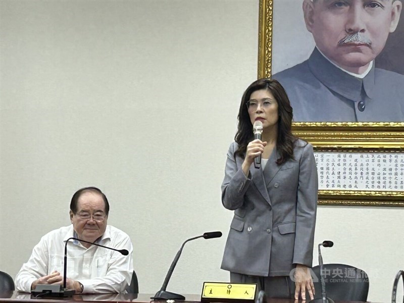KMT Chairperson Cheng Li-wun (right) speaks alongside Vice Chairman and Secretary-General Lee Chien-lung at a press conference at party headquarters in Taipei on Friday to announce a rally on Ketagalan Boulevard scheduled for July 25. CNA photo July 17, 2026