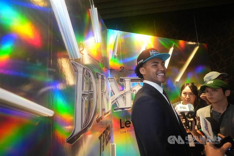 Kaohsiung Aquas first-round draft pick Adam Hinton speaks to reporters after being selected first overall in the 2026 Taiwan Professional Basketball League draft in Taipei on Thursday. CNA photo July 16, 2026